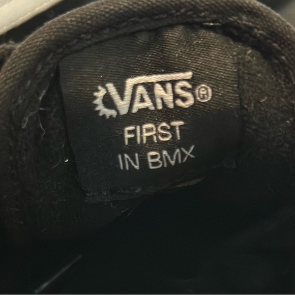 Black White Stripe Vans! - Picture 5 of 5